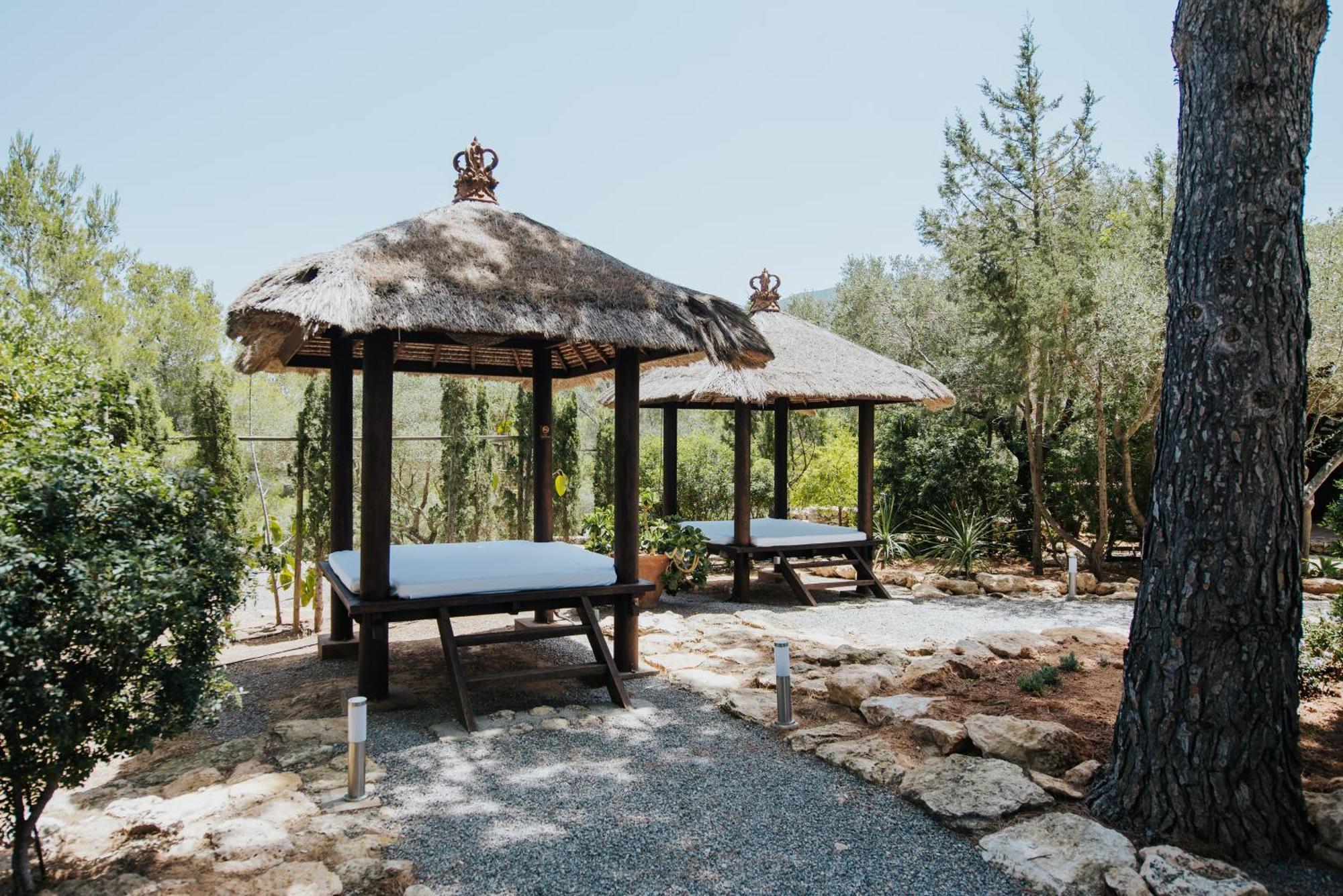 Villa & Guesthouse Paissa D'En Bernat กาลาตาริดา ภายนอก รูปภาพ