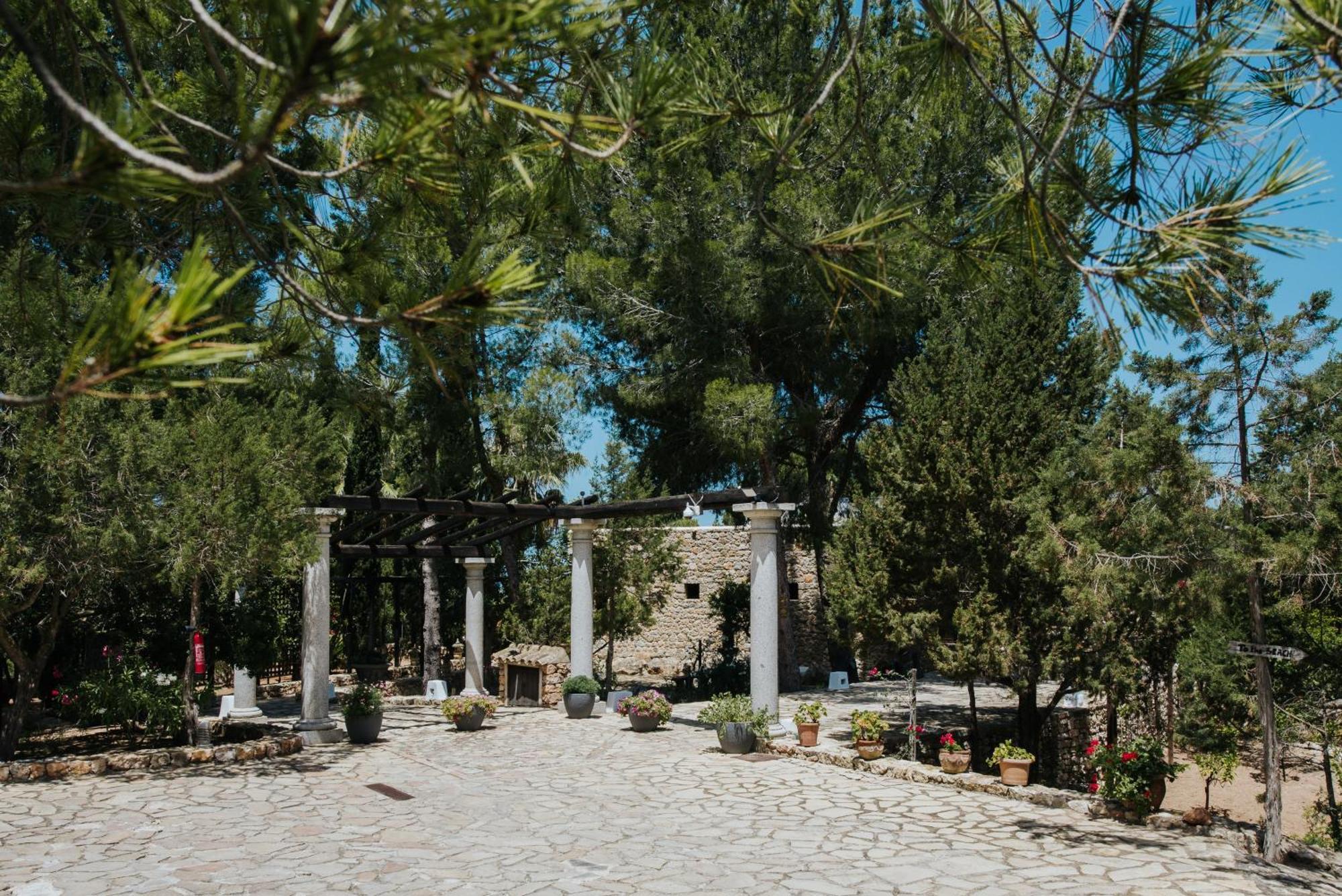 Villa & Guesthouse Paissa D'En Bernat กาลาตาริดา ภายนอก รูปภาพ