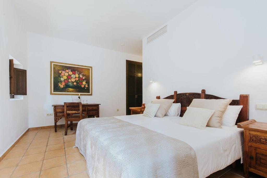 Villa & Guesthouse Paissa D'En Bernat กาลาตาริดา ภายนอก รูปภาพ