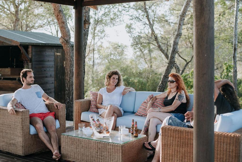 Villa & Guesthouse Paissa D'En Bernat กาลาตาริดา ภายนอก รูปภาพ