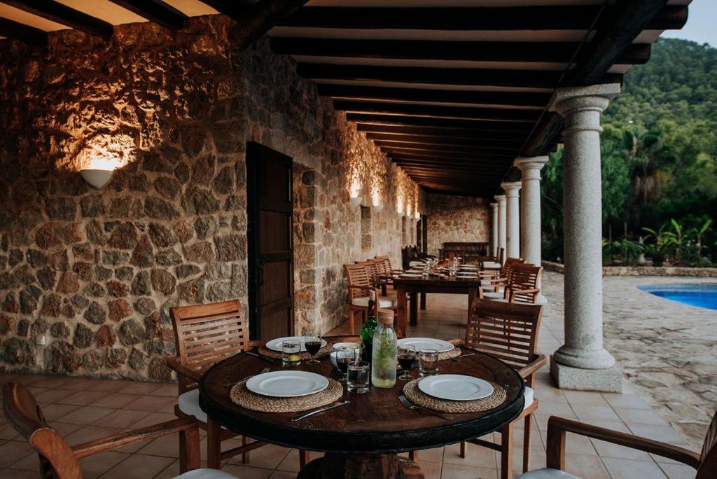 Villa & Guesthouse Paissa D'En Bernat กาลาตาริดา ภายนอก รูปภาพ